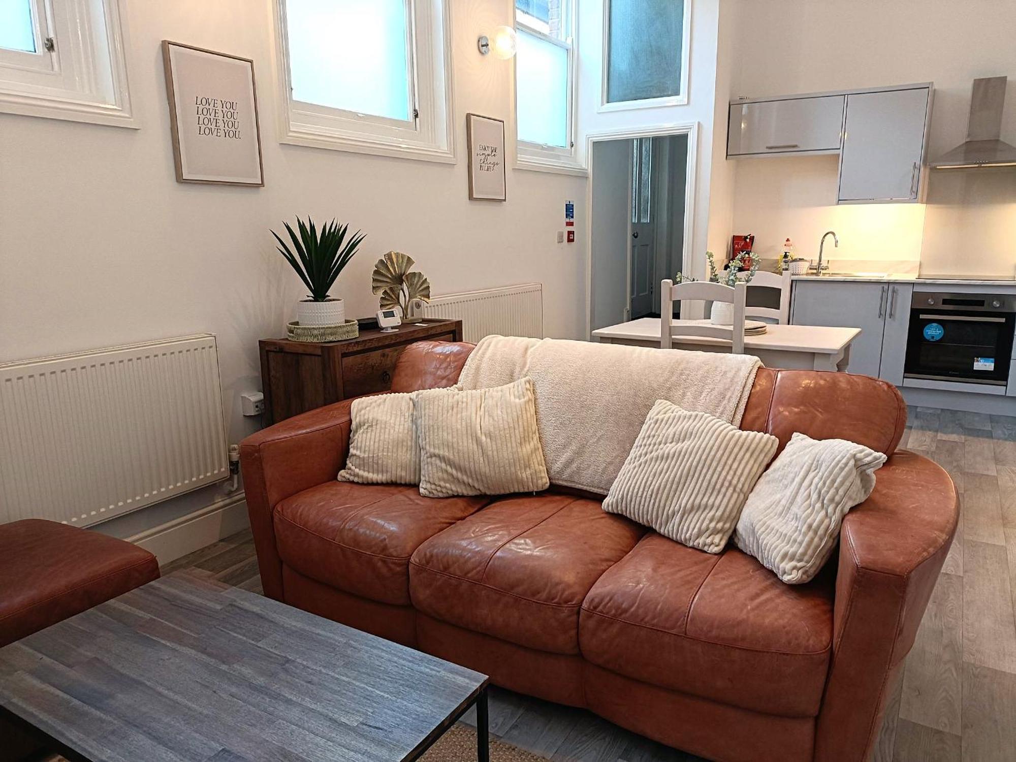 Whitchurch High Street Hideaway Εξωτερικό φωτογραφία